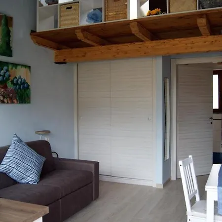 Villa Giuseppe Bernabei Guest House-3